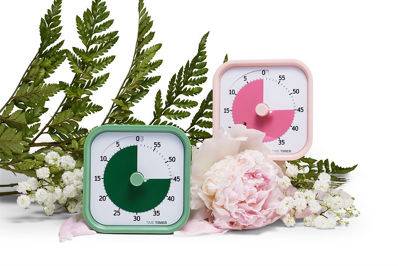 Time Timer MOD Home Edition Fern Green Peony Pink 45 min bladeren bloemen